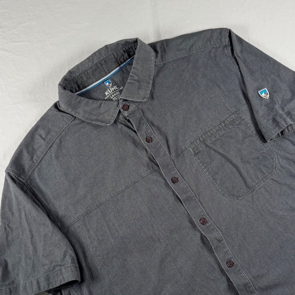 Kuhl Men's Large Gray Organic Cotton Short Sleeve Textured Button Up Shirt 7357